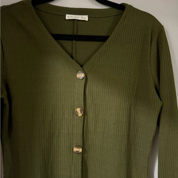 Olive Green Button-Up Dress - Picture 2 of 5